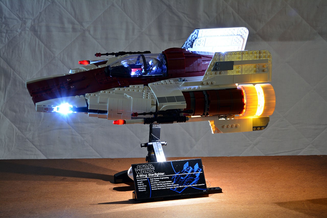 Lego UCS A-Wing Starfighter #75275 with light kit review