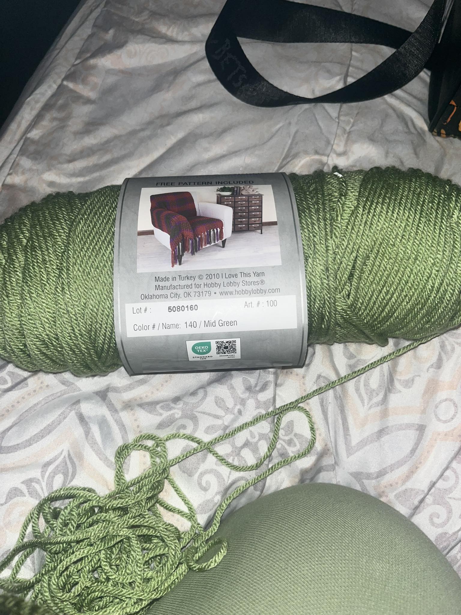 Where to find mid green yarn for 70s temp blanket?