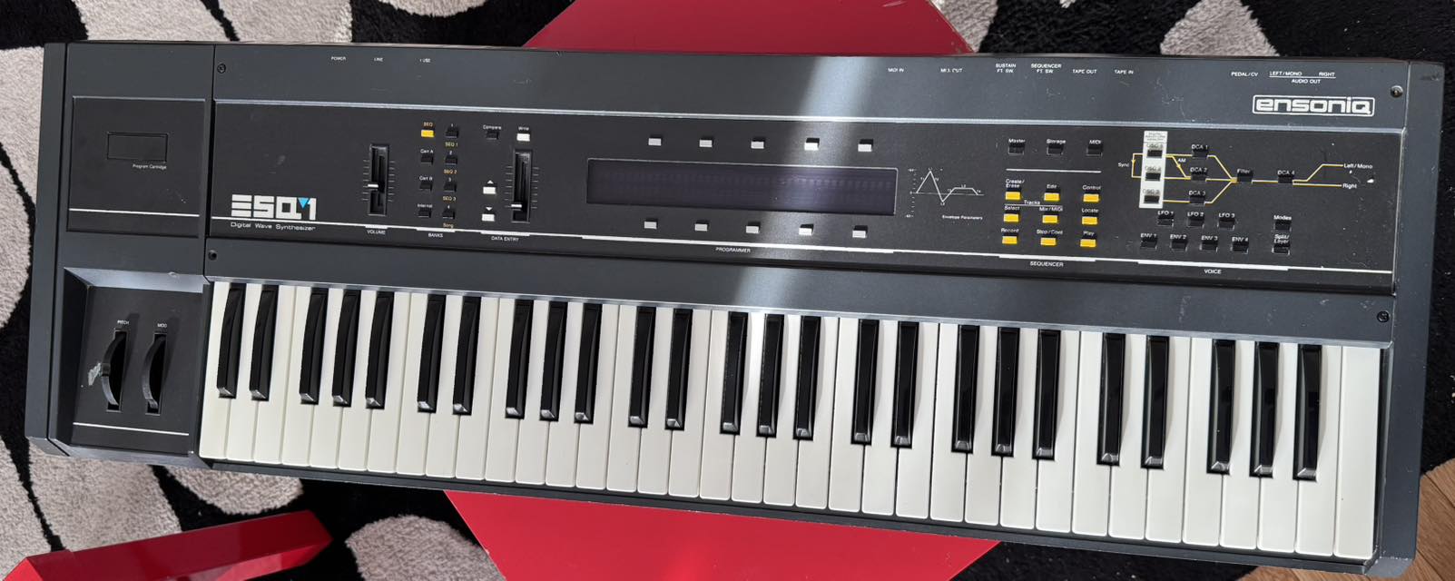 Review Ensoniq SD1 - synthesizer from 90s (demo sound). With