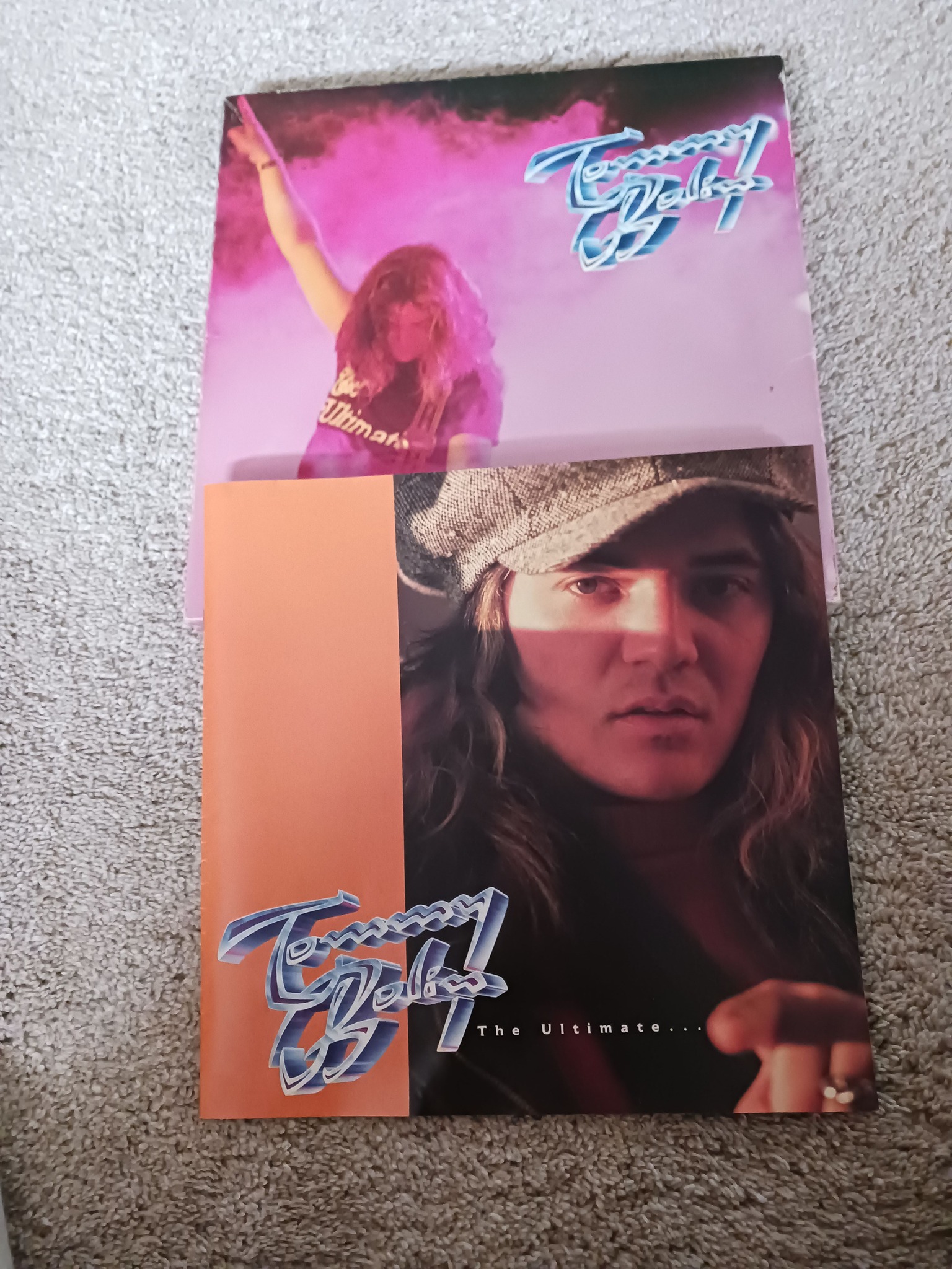 Tommy Bolin. With the booklet. दुवासा ম Uhimahs Whimahi 