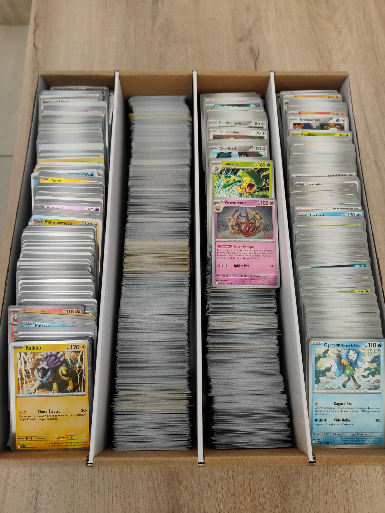 Lot De 30 Cartes Officielles – 5 Brillantes, Zéro Doublon, Dans Une Belle Boîte !