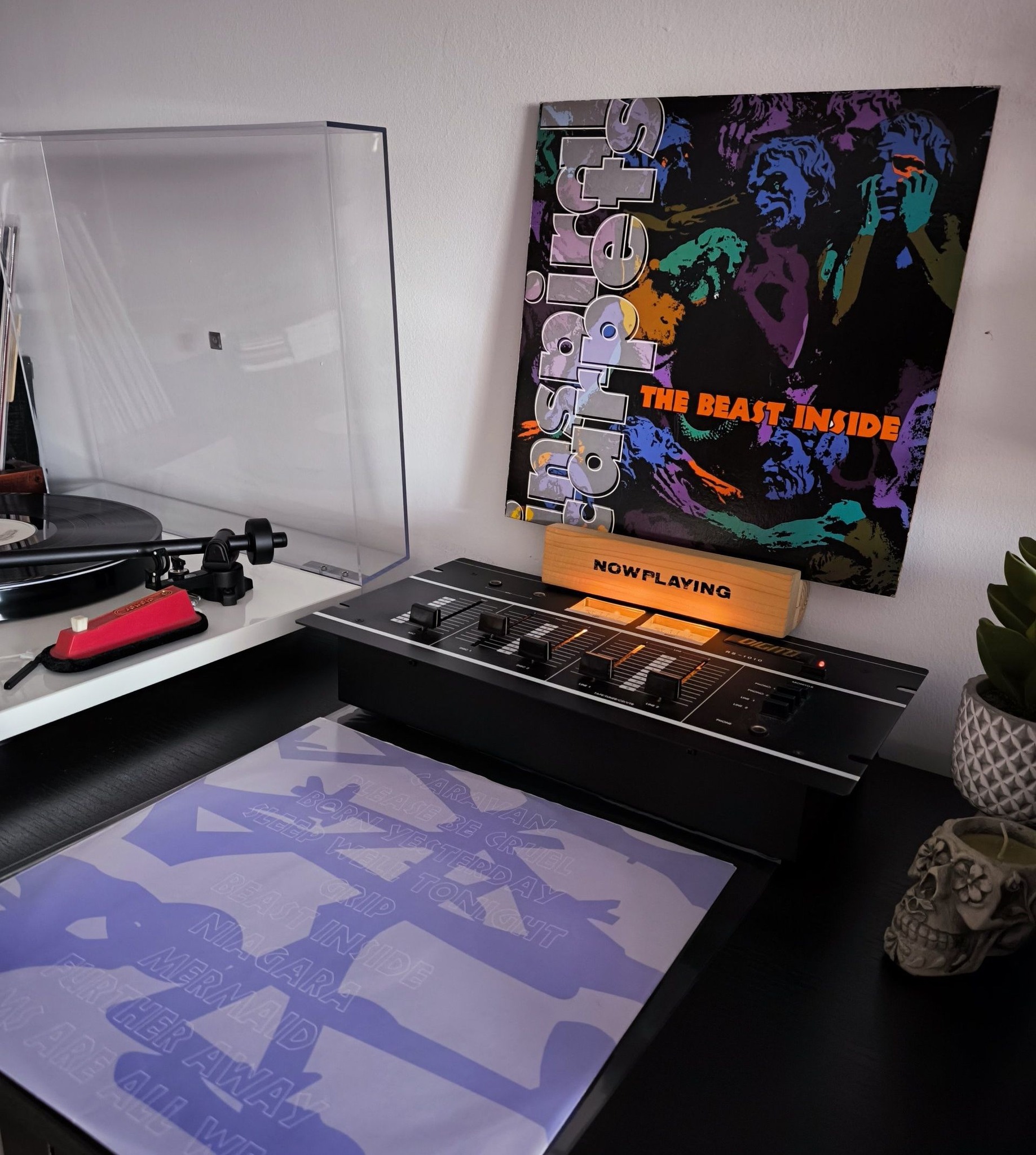 Inspirial Carpets' The Beast Inside album review