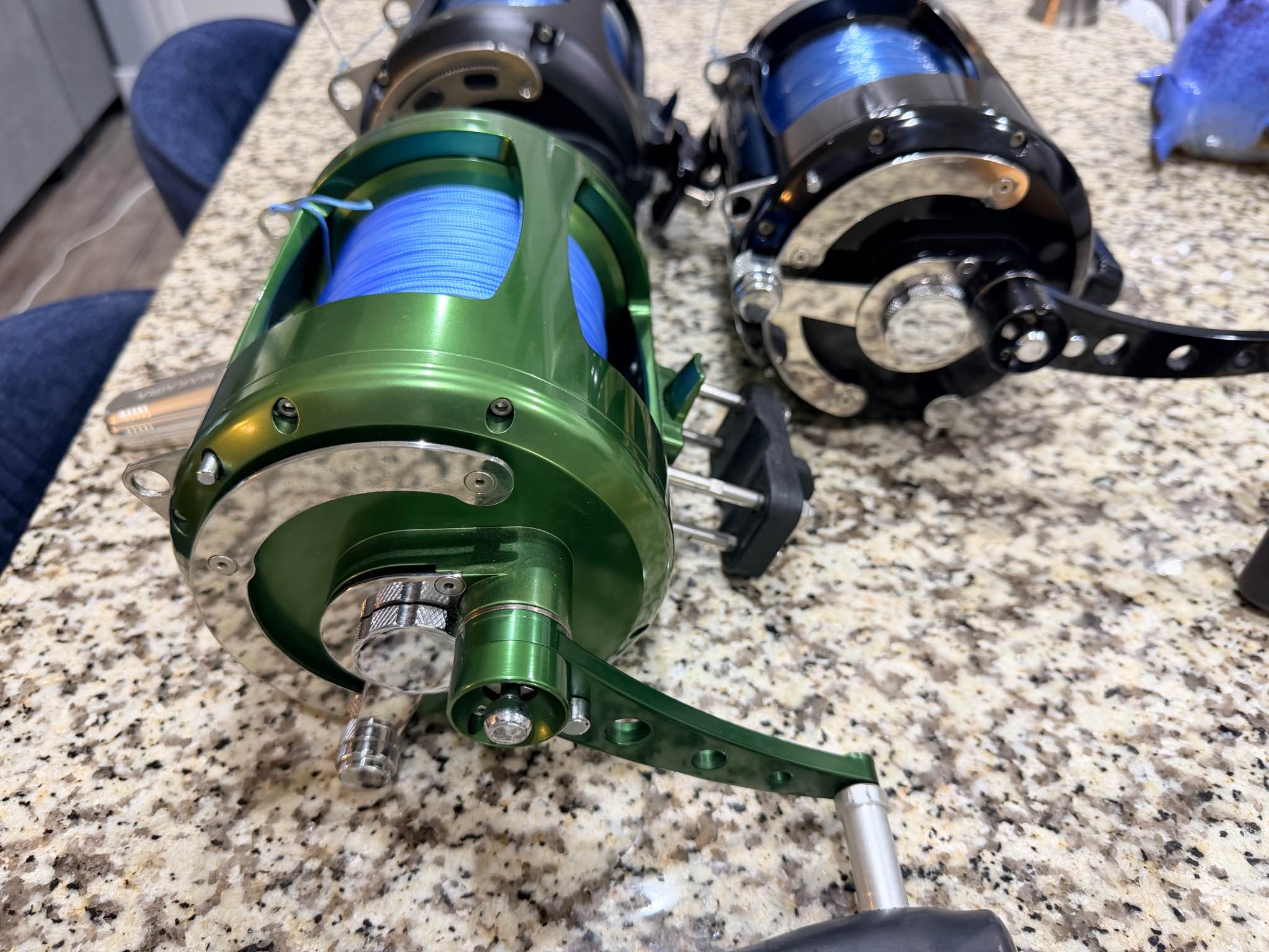 Which reel is better, Mak 130 or Avet 130 trx?