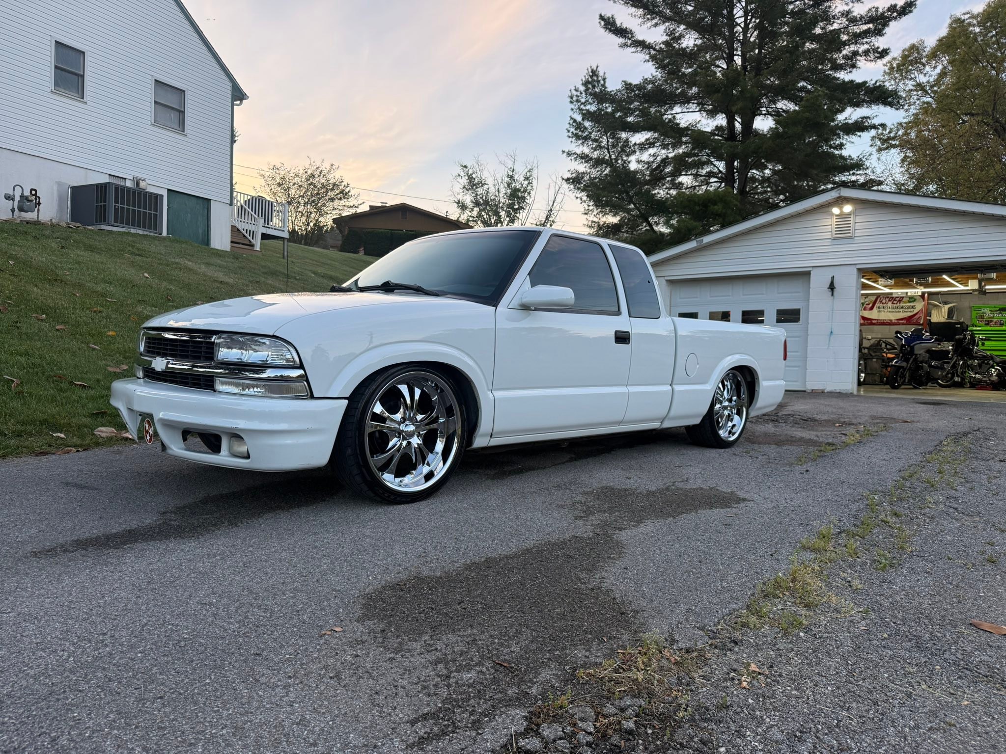 Trades for 18 inch chrome or polished wheels? | Jacksboro, TN