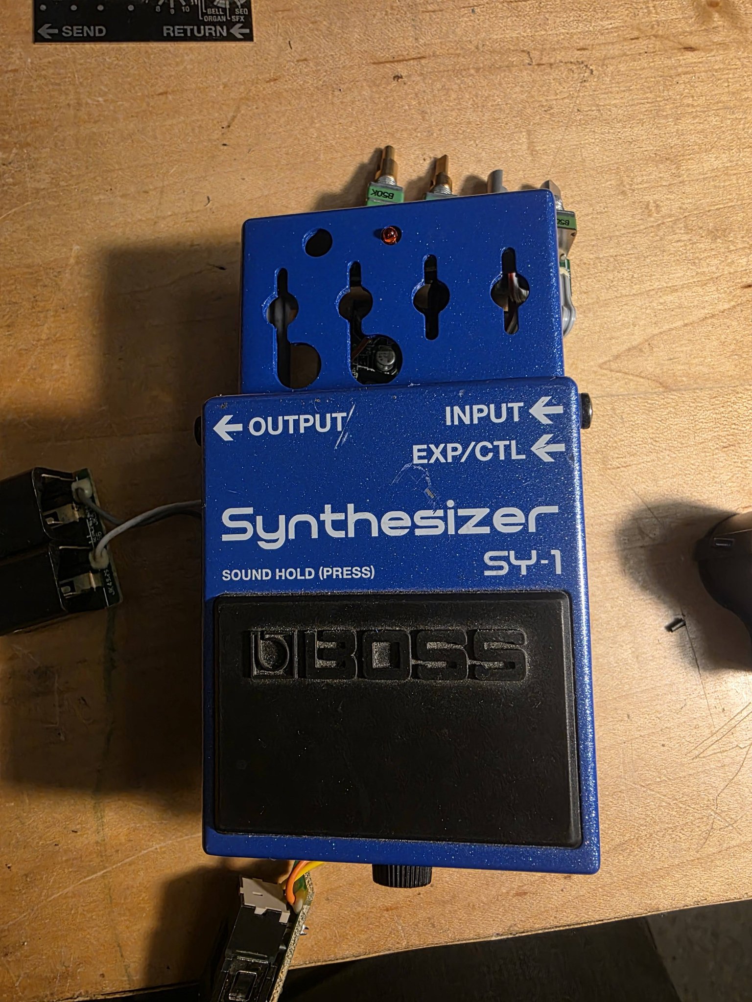 Did I fry the main board of my Boss Sy-1 pedal when replacing the