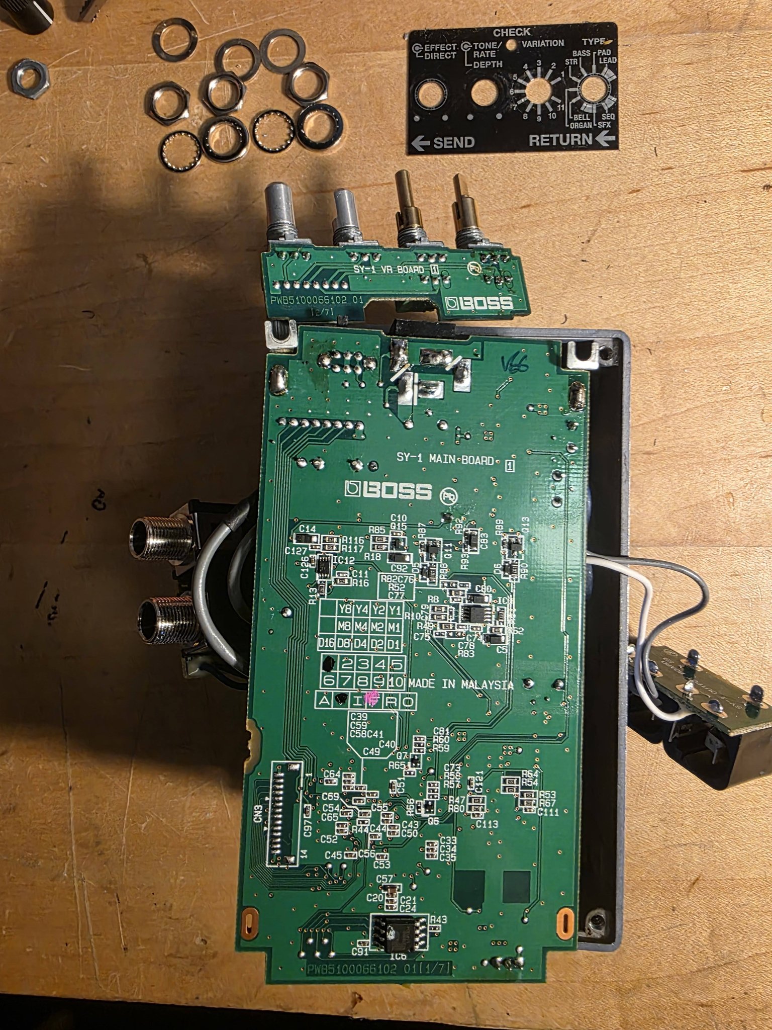 Did I fry the main board of my Boss Sy-1 pedal when replacing the