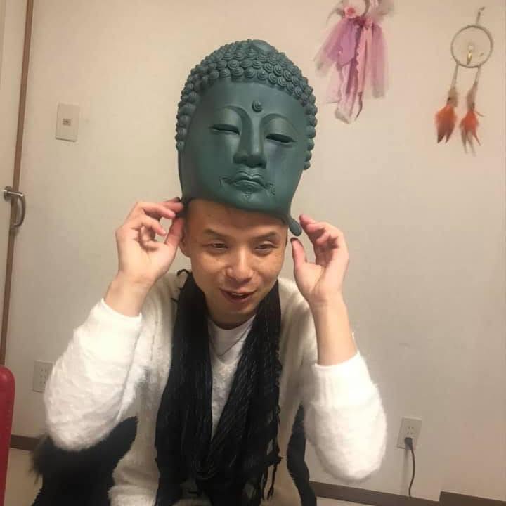 山の上にあるお墓の横に設置された水溜め所。... - Hirozumi Yamaji | Facebook