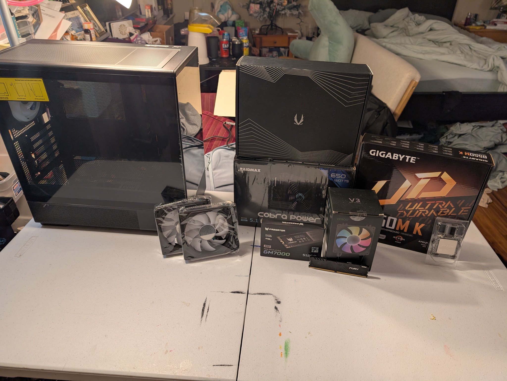 Ryzen 5 5500 and RTX 2060 Super gaming PC build