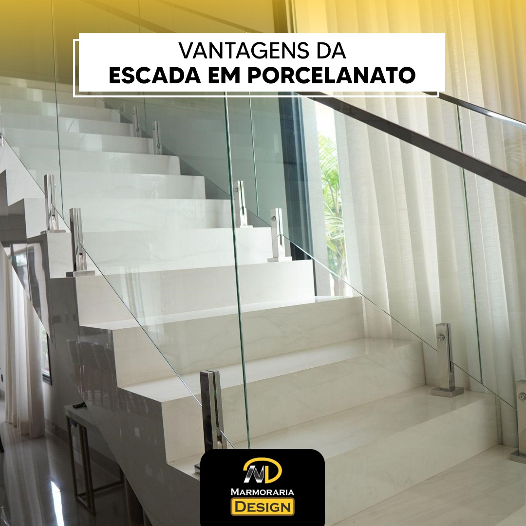 👉🏻A escada em porcelanato traz... - Marmoraria Design