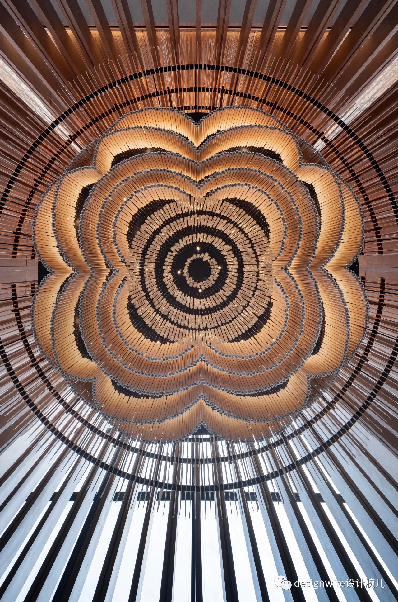 Designwire 设计腕儿 - Park Hyatt ,Suzhou:Gold mantis × HBA.The... | Facebook