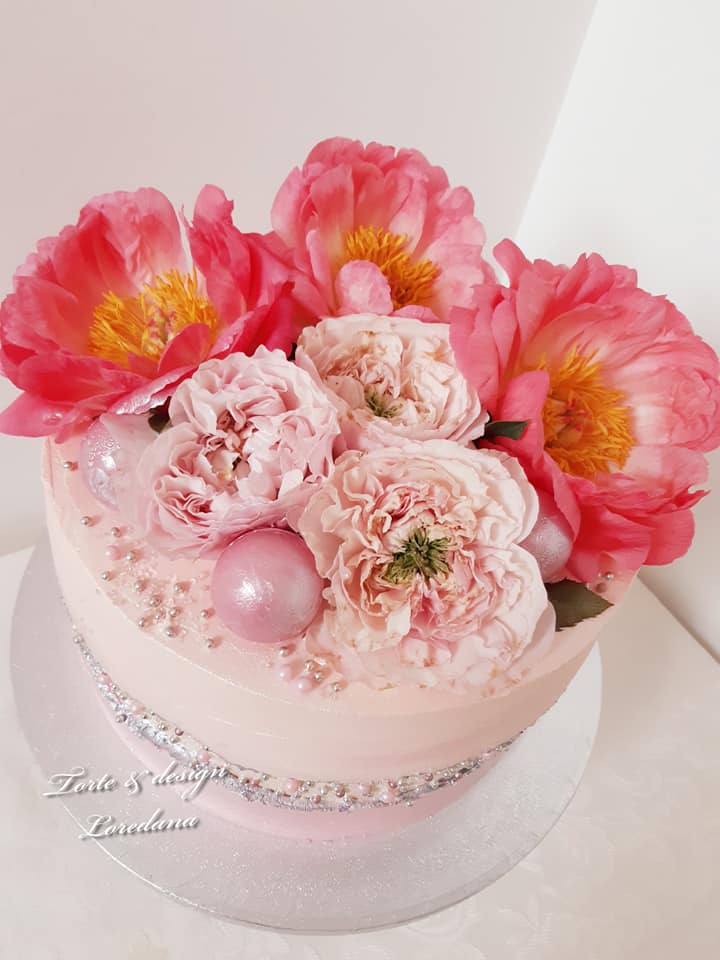 Buon Compleanno Loredana Torta Cartoline Di Compleanno Per Loredana Messaggiauguricartoline Com