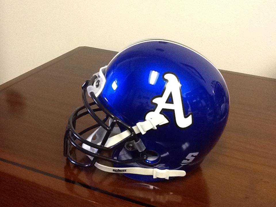 football 5 inch helmet Schutt Youth Vengeance A11 2.0 Military helmets and is up to half the weight of other helmets Riddell VSR4 Throwback Mini Helmet