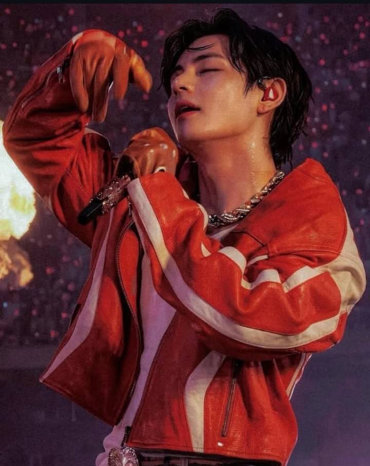 KimTaeHyung_V in TOKYO 🗼 BTS ARIRANG WORLD TOUR
