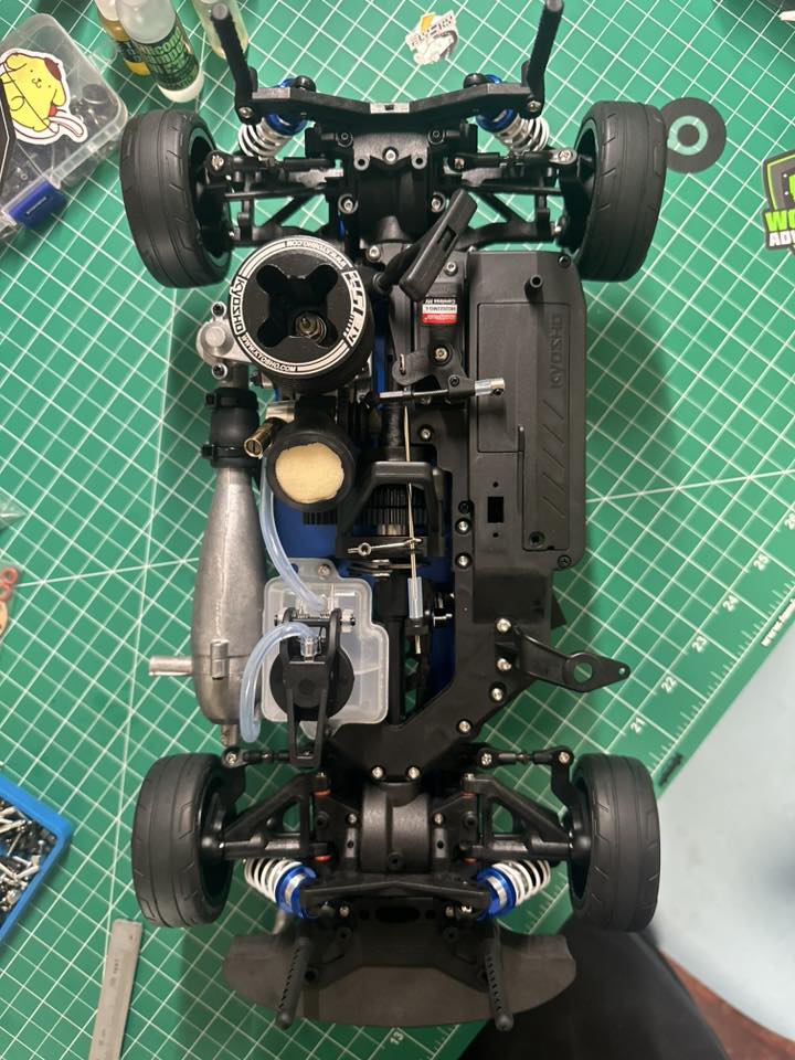 Progress on my Kyosho FW06 kit. W WWH Alurainumashocks DOU