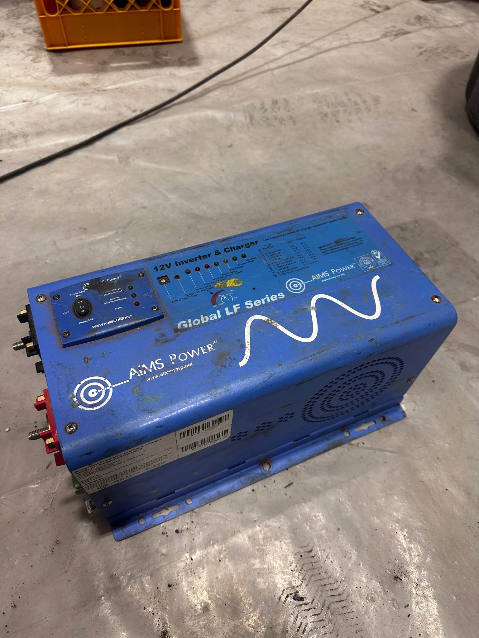 AIMS Power 12V Inverter & Charger – Global LF Series - Miscellaneous ...