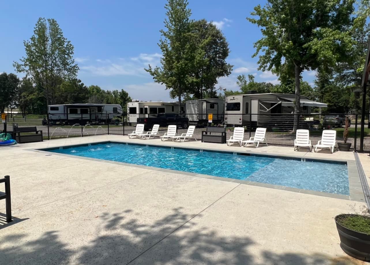 Patriot Escapes RV Resort | Lindale TX