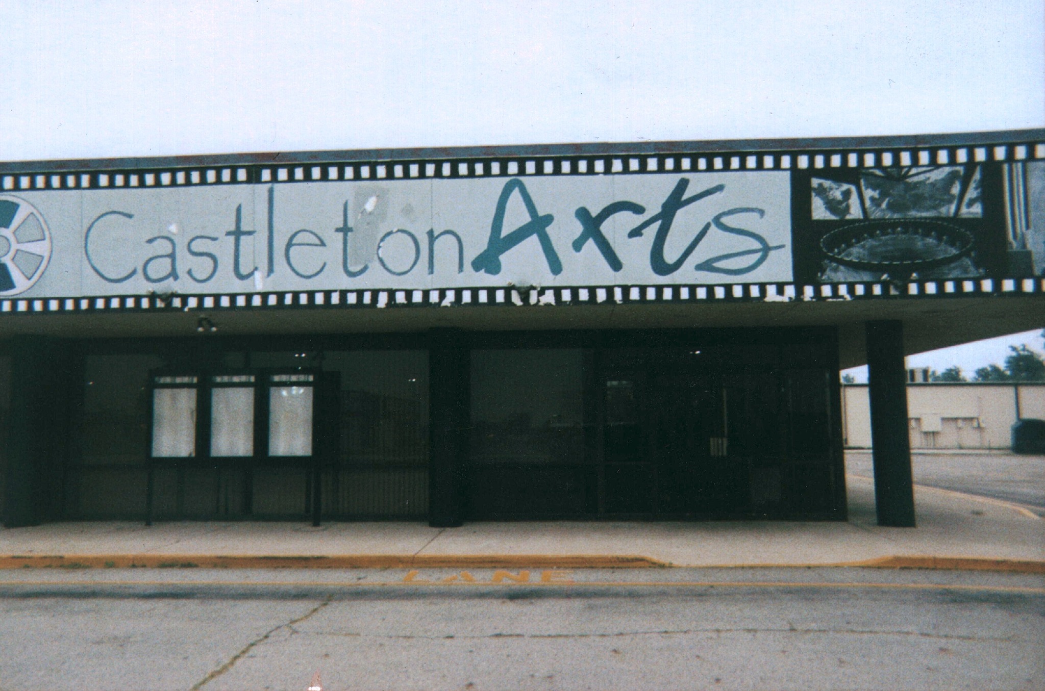 Looking for old theaters with cool, vintage marquees!