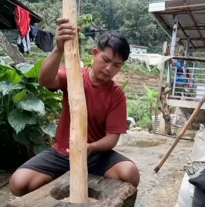 Yan ang Pinoy hugasan Muna ang tinapay bago kainin #pinoy # ...