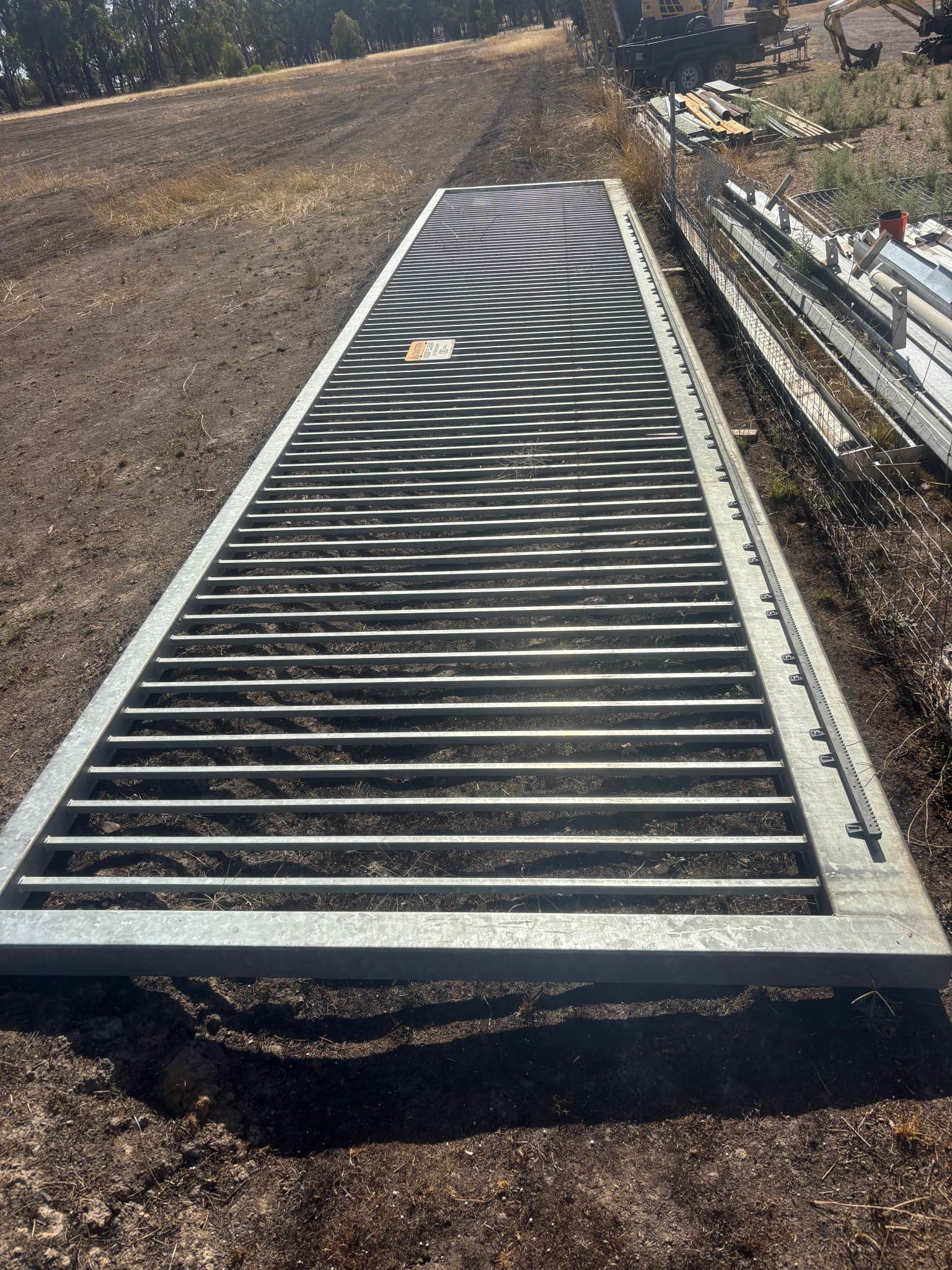 11 metre counter lever electric gate - Gates - Benalla, Victoria ...