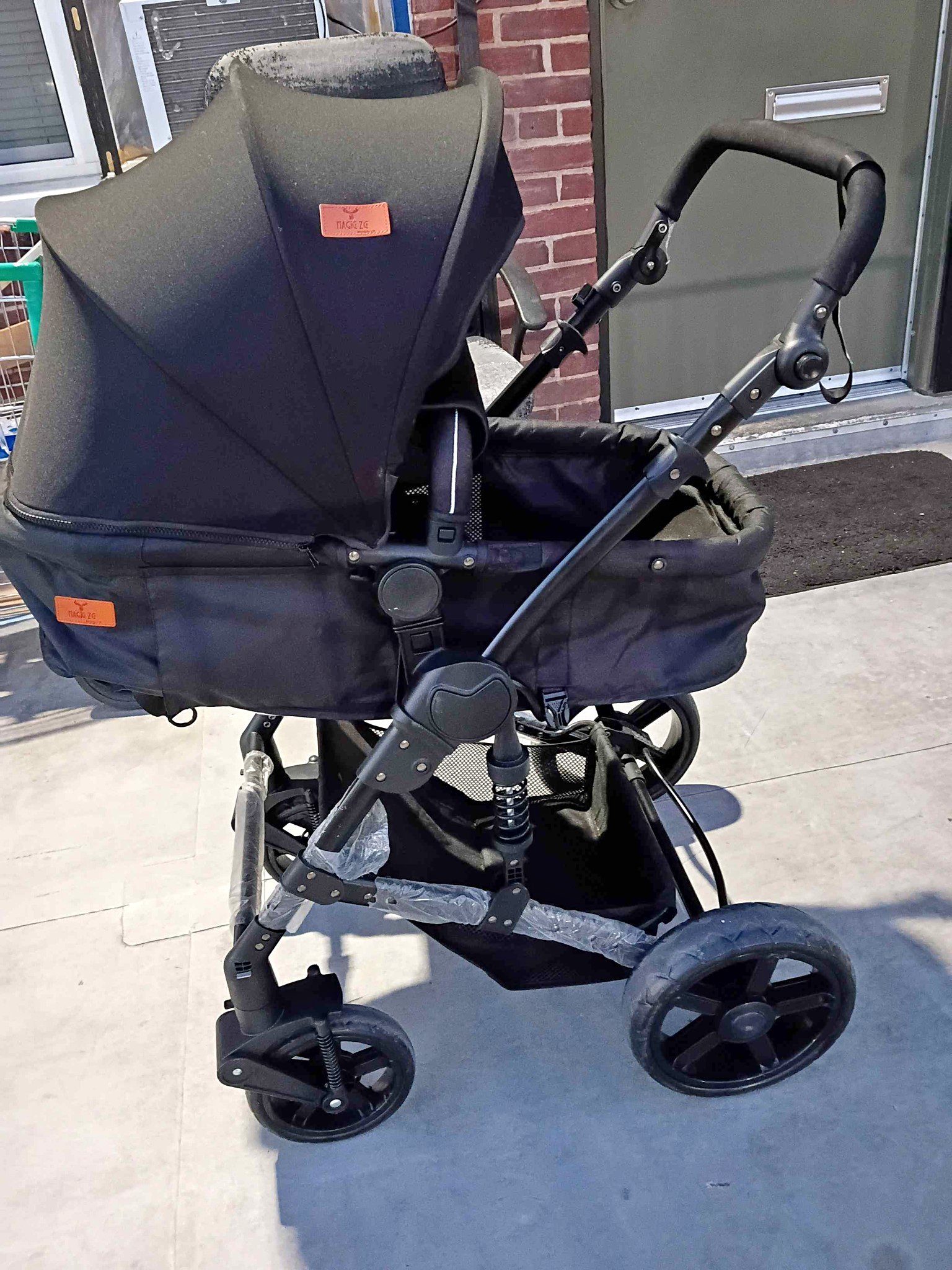 bugaboo cameleon snack tray Butterfly 2 and Adapter, Easy Attachment for Stroller and Tray : Baby its a great on articulated Color:Pine Melon Contours Graco Snugride Snuglock