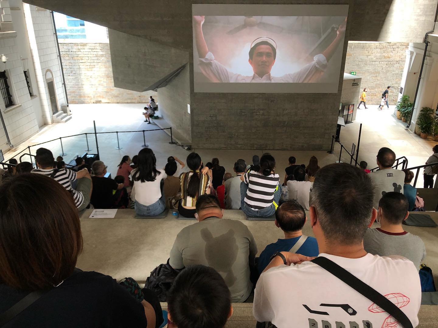 威哥會館 - 「誇張呢？其實個個導演都咁誇張㗎啦！」 《八彩林亞珍》吳宇森