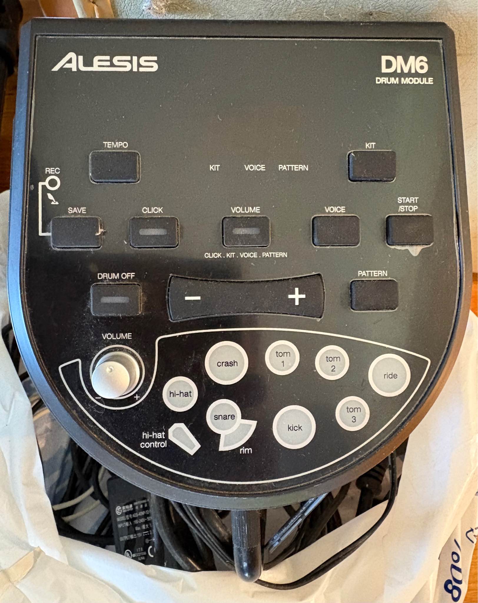 Alesis DM6 KIT performance electronic drum kit - Electronic Drums ...