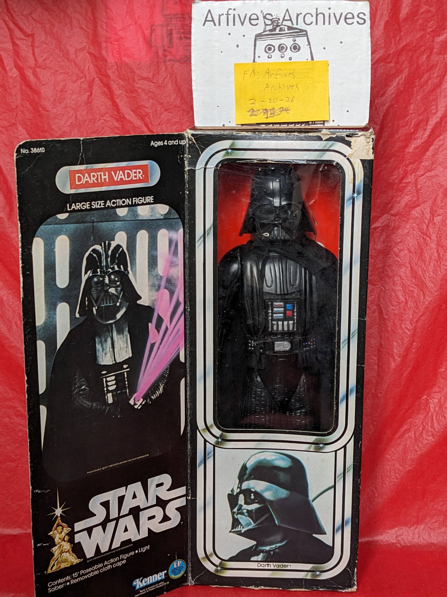 1997 Hasbro/Kenner Pair of vintage 12-inch Star Wars figures from