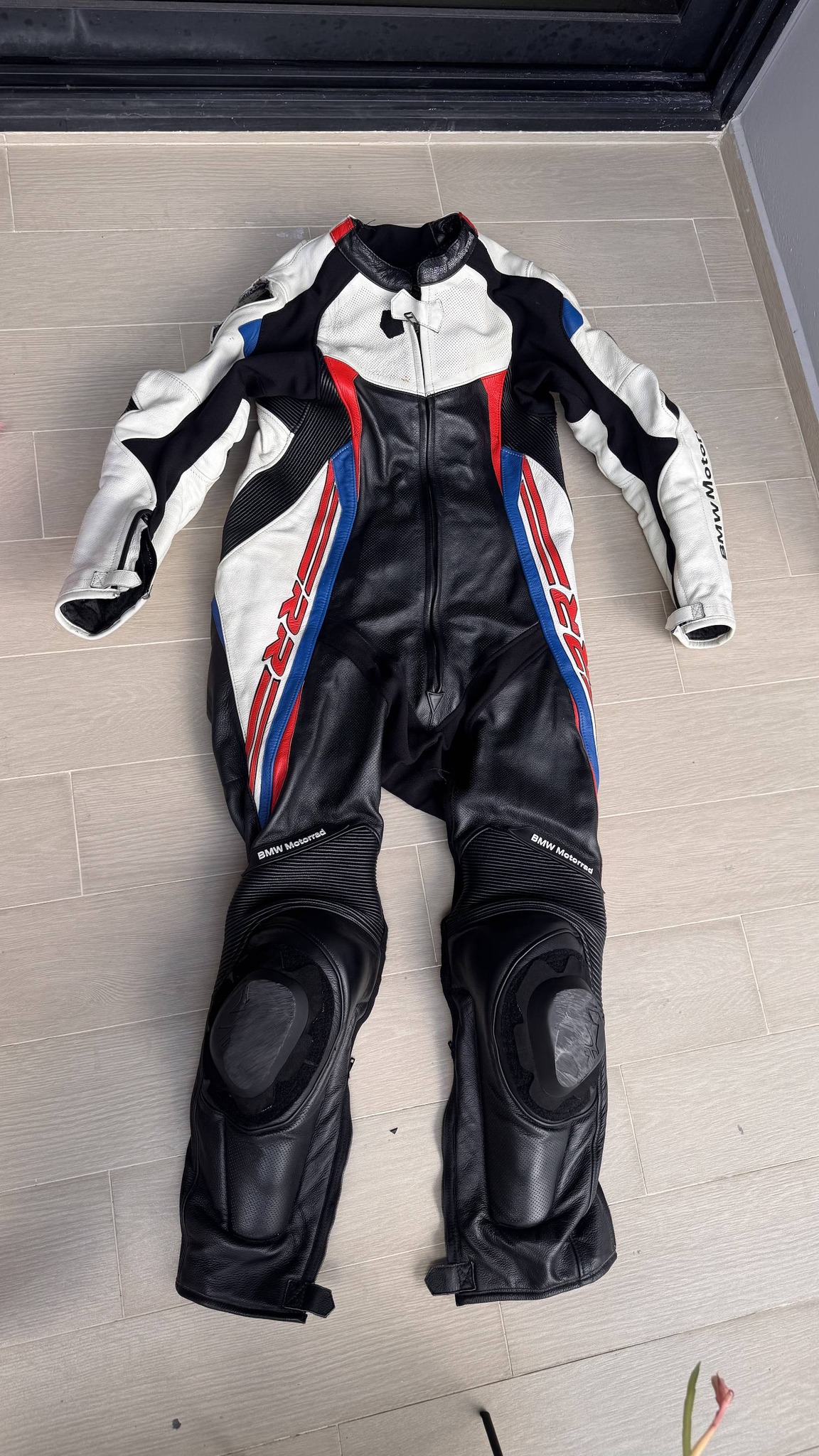 BMW dainese double r air track suit size 50 RM1,000 Johor bahru