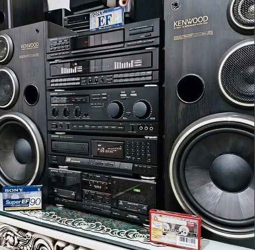 Kenwood Roxy DG11 stereo system