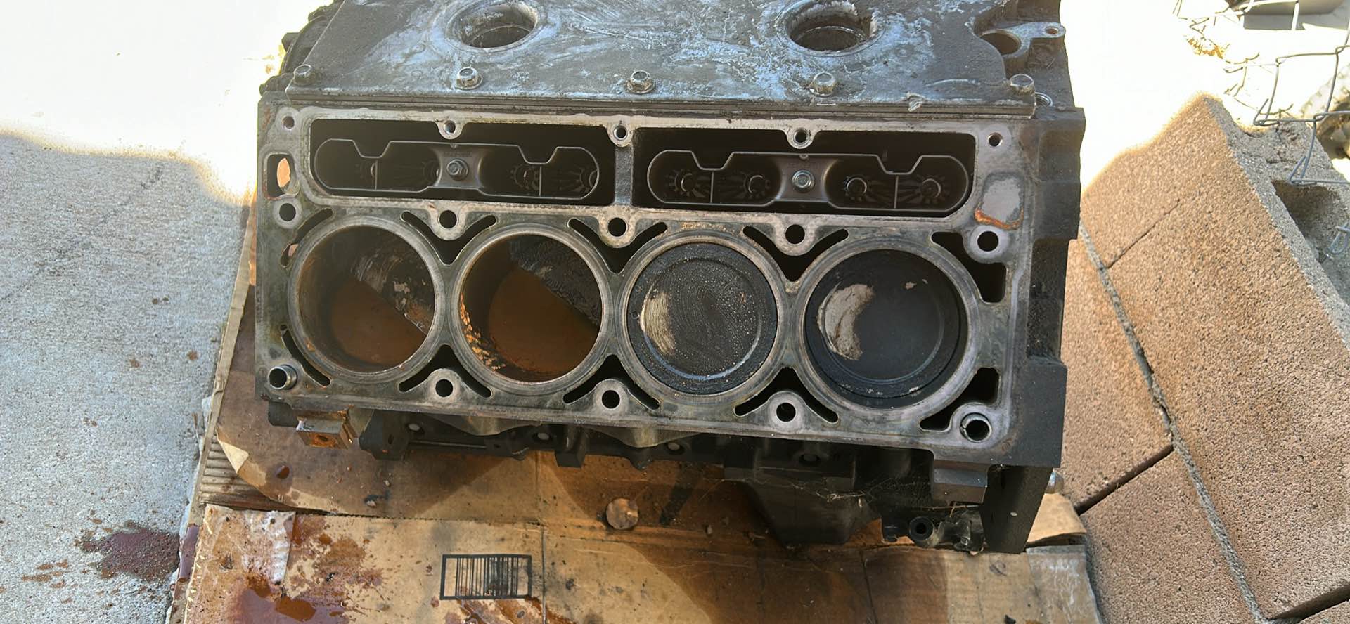 Lm7 motor block 5.3 l v8 - Car Engines & Engine Parts - Moreno Valley ...