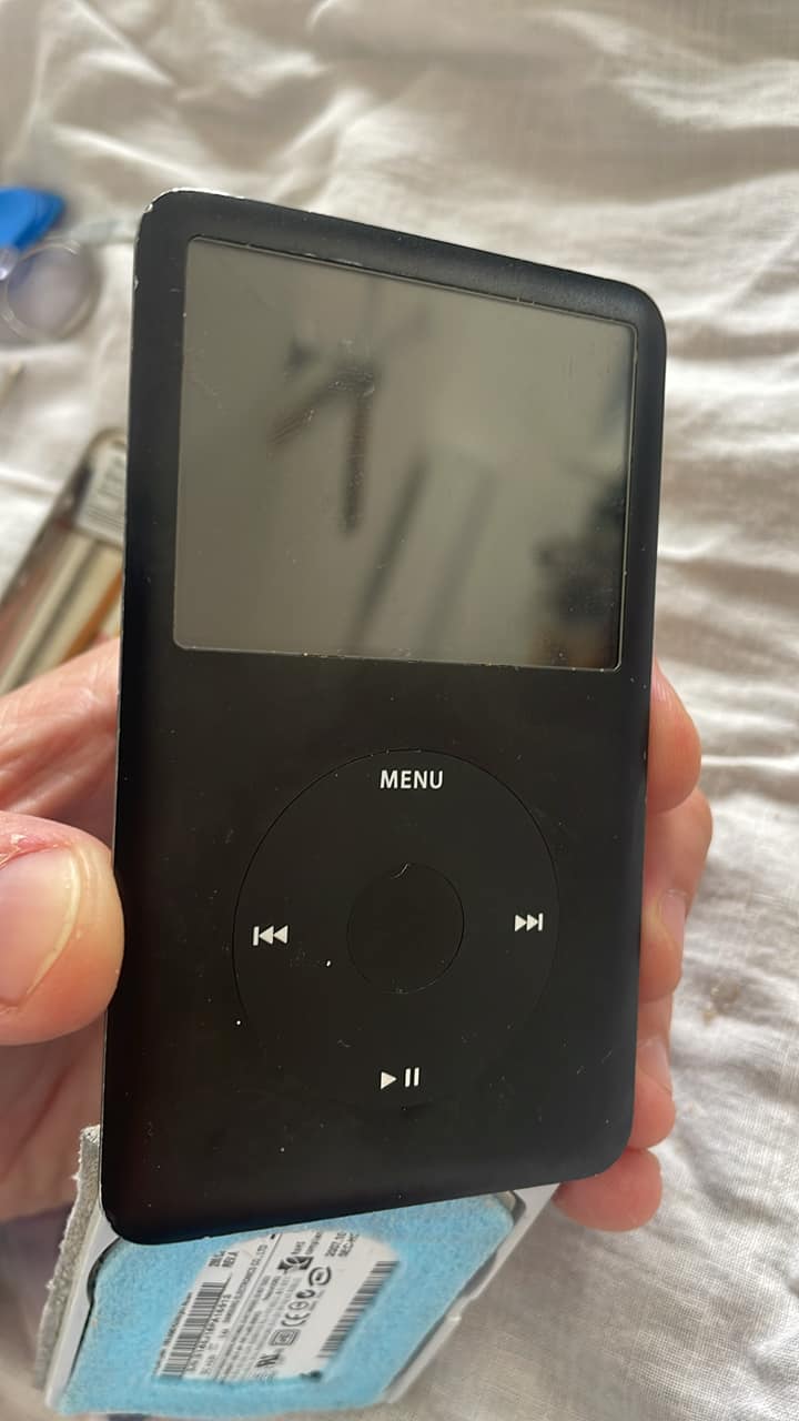 How to upgrade 6th Gen iPod Classic to SSD with iFlash?
