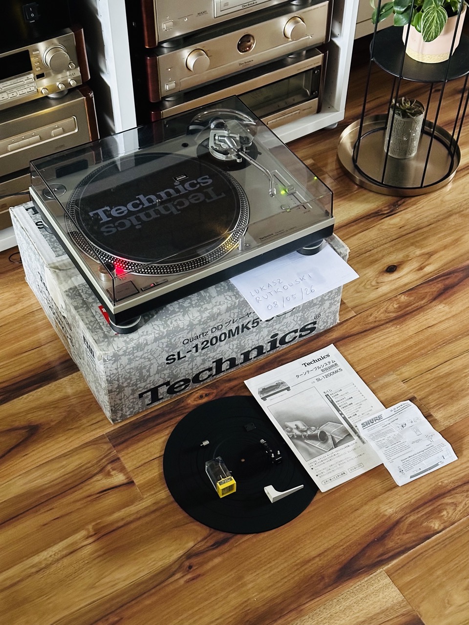 Technics SL1200 MKII turntable head shell upgrade with Shure M44G