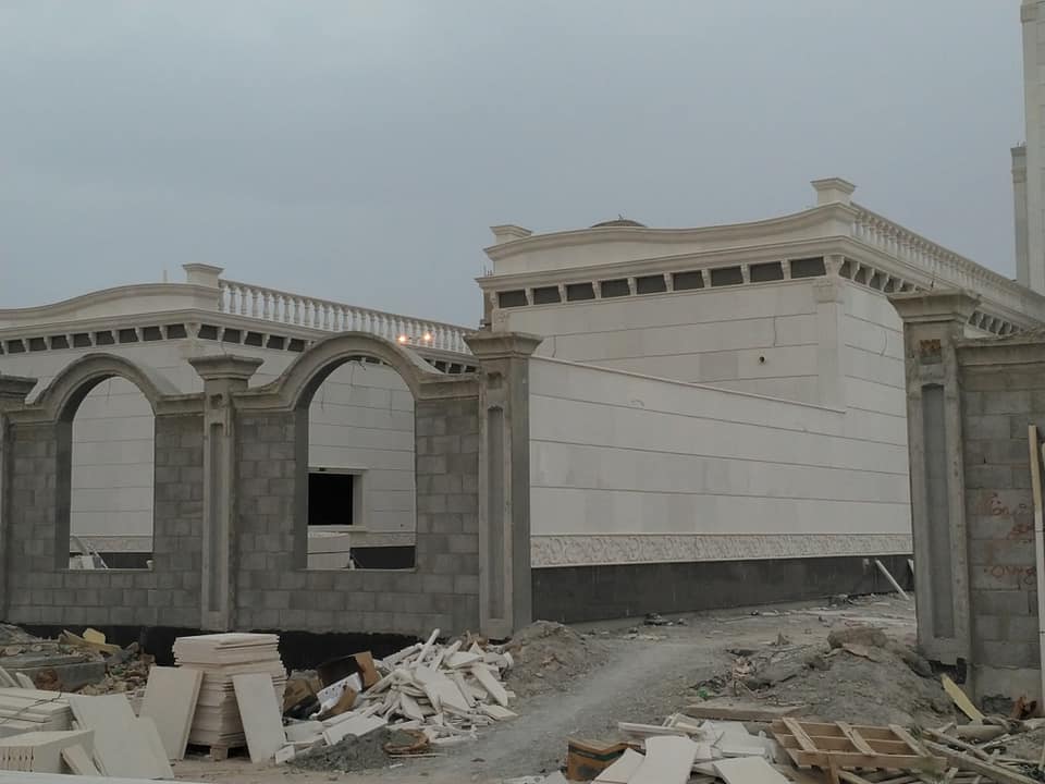 حجر الرياض أبيض نساح توريد وتركيب في حجر طبيعي0531513119 Facebook