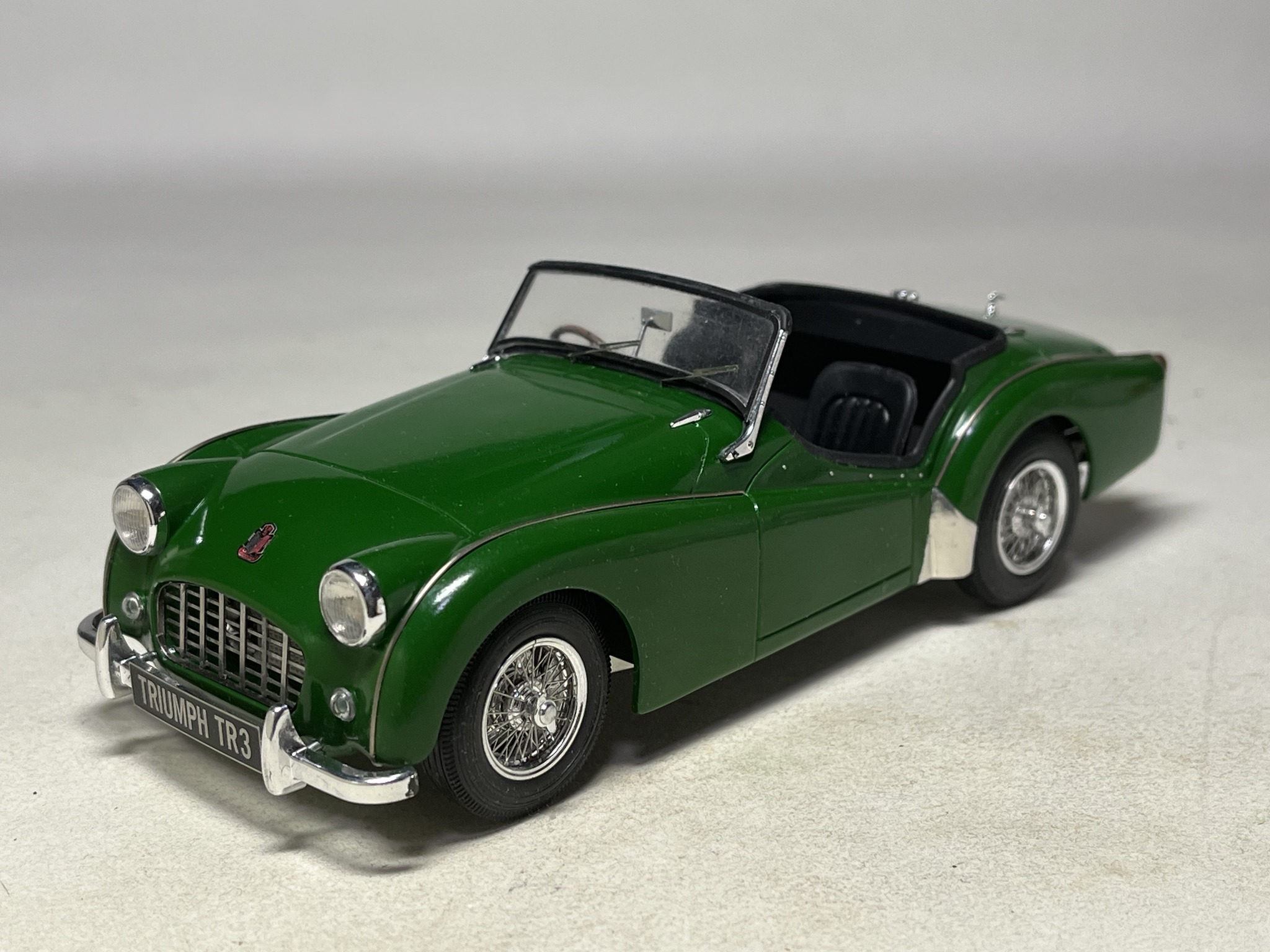 My latest work, GUNZE High-Tech model Triumph TR3.