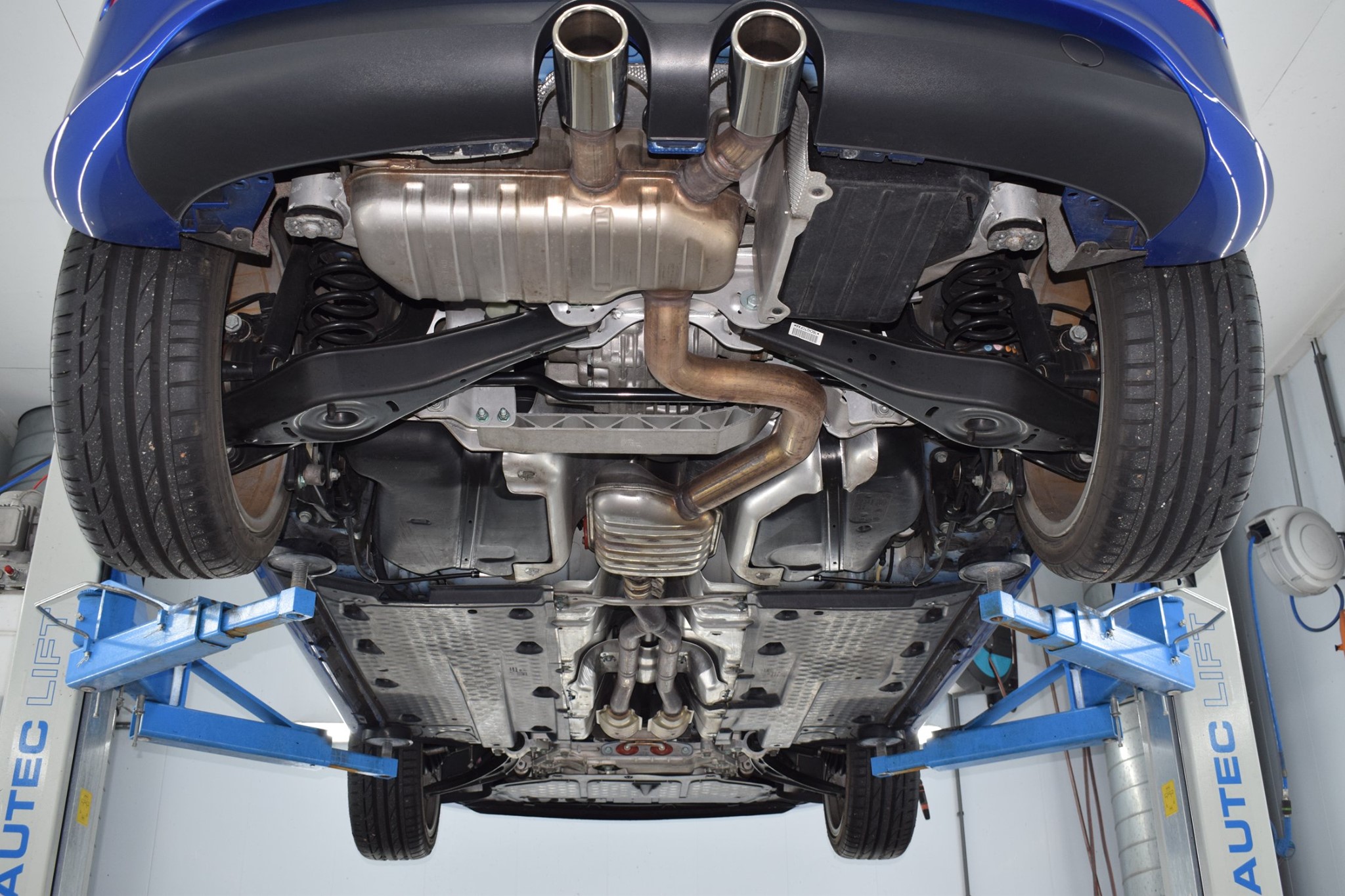 Transformation VW Golf R32... - Stipt Polish Point