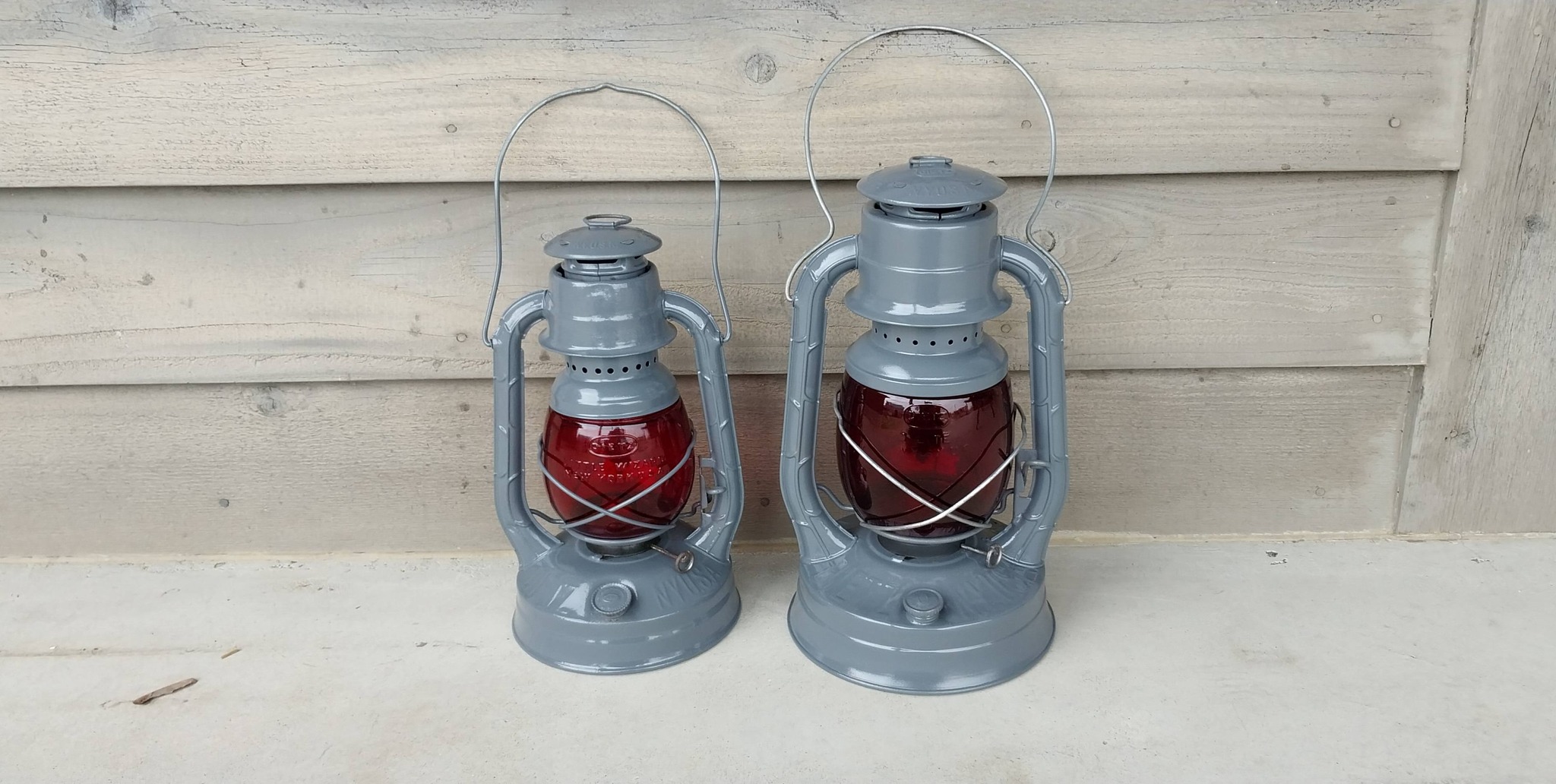 1946 Dietz D-Lite and Little Wizard lanterns
