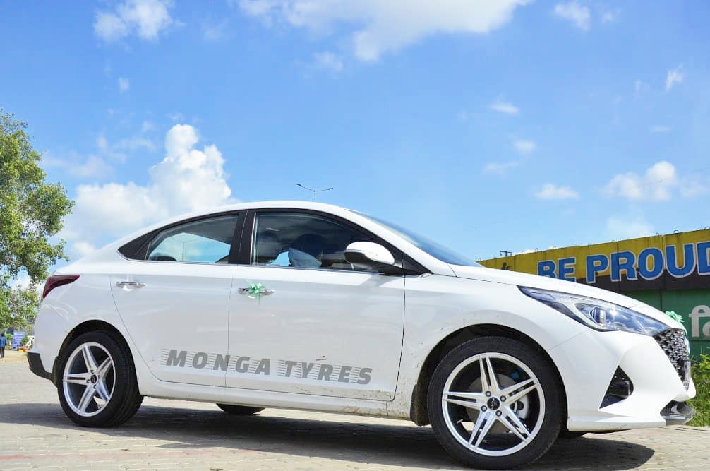 HYUNDAI VERNA LOADED WITH 17