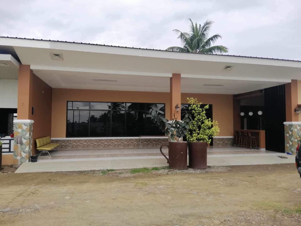 REJ Function Hall and Family Farm Rest House