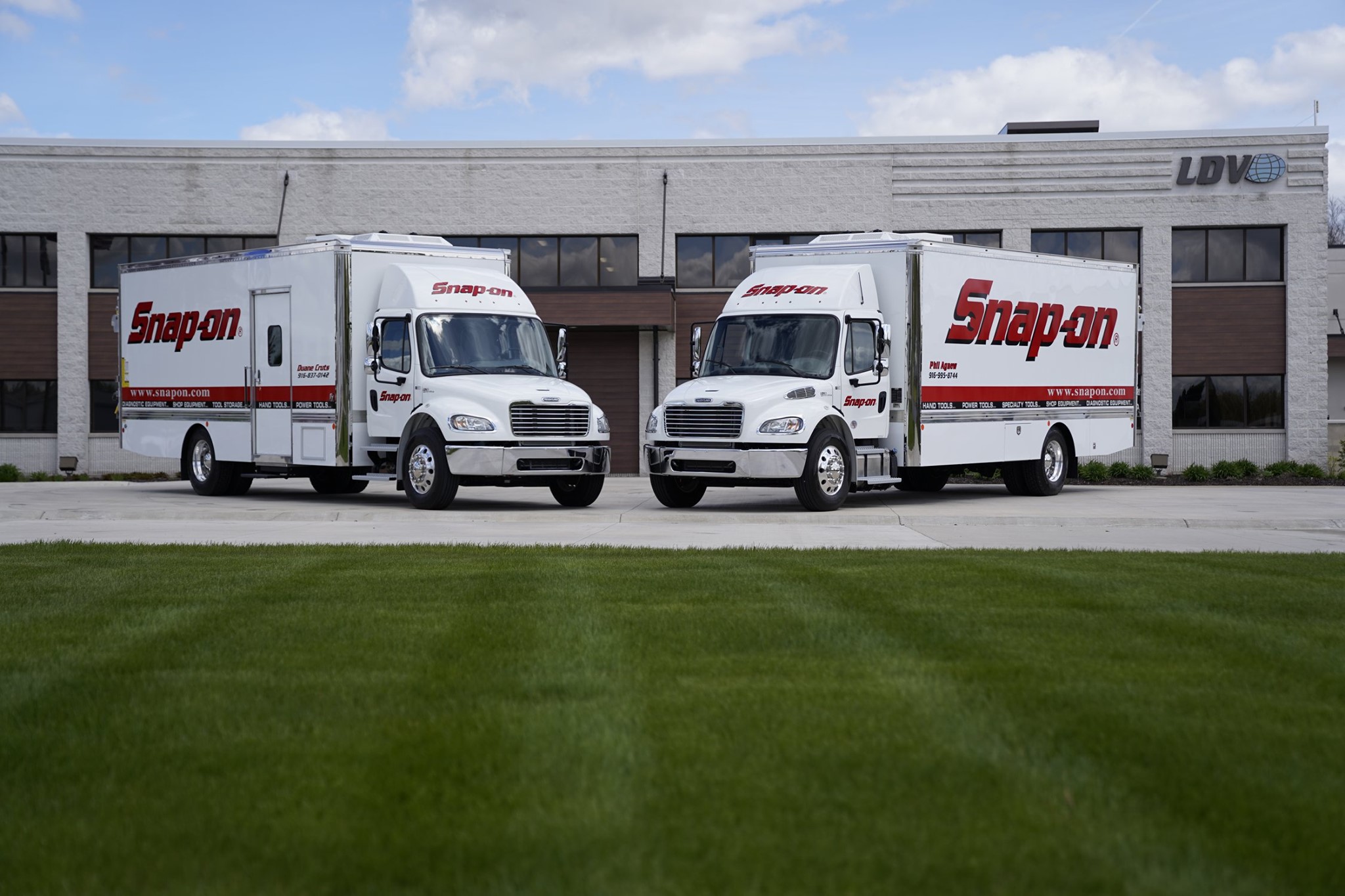 LDV delivers new Freightliner M2 mobile tool stores
