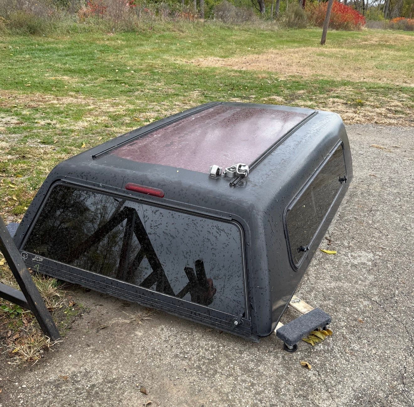Carson Griffith - Jason truck topper. 8’ side windows... | Facebook