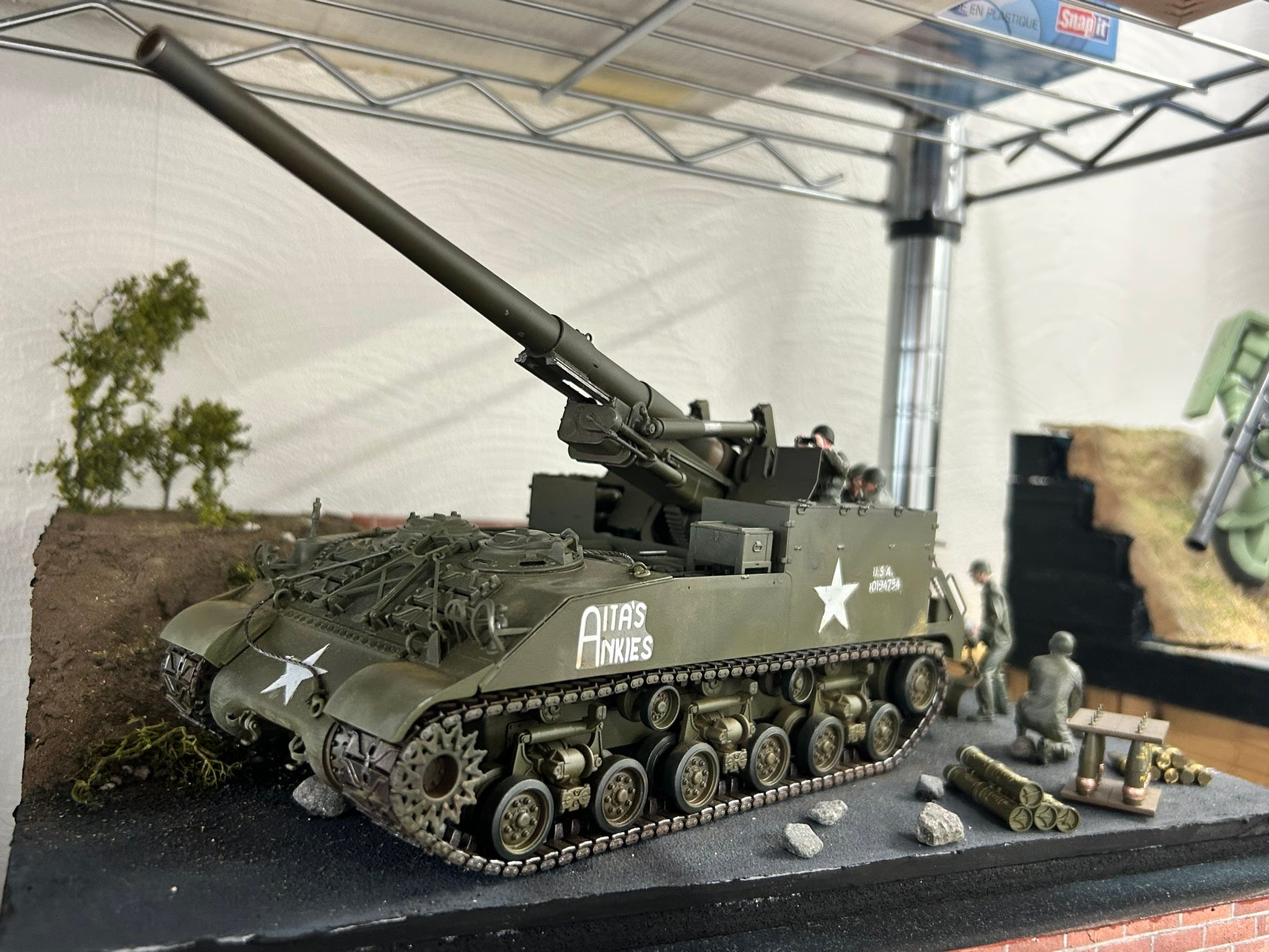 Tamiya 1/35 U.S Self-Propelled 155mm Gun M40 Big Shot kit