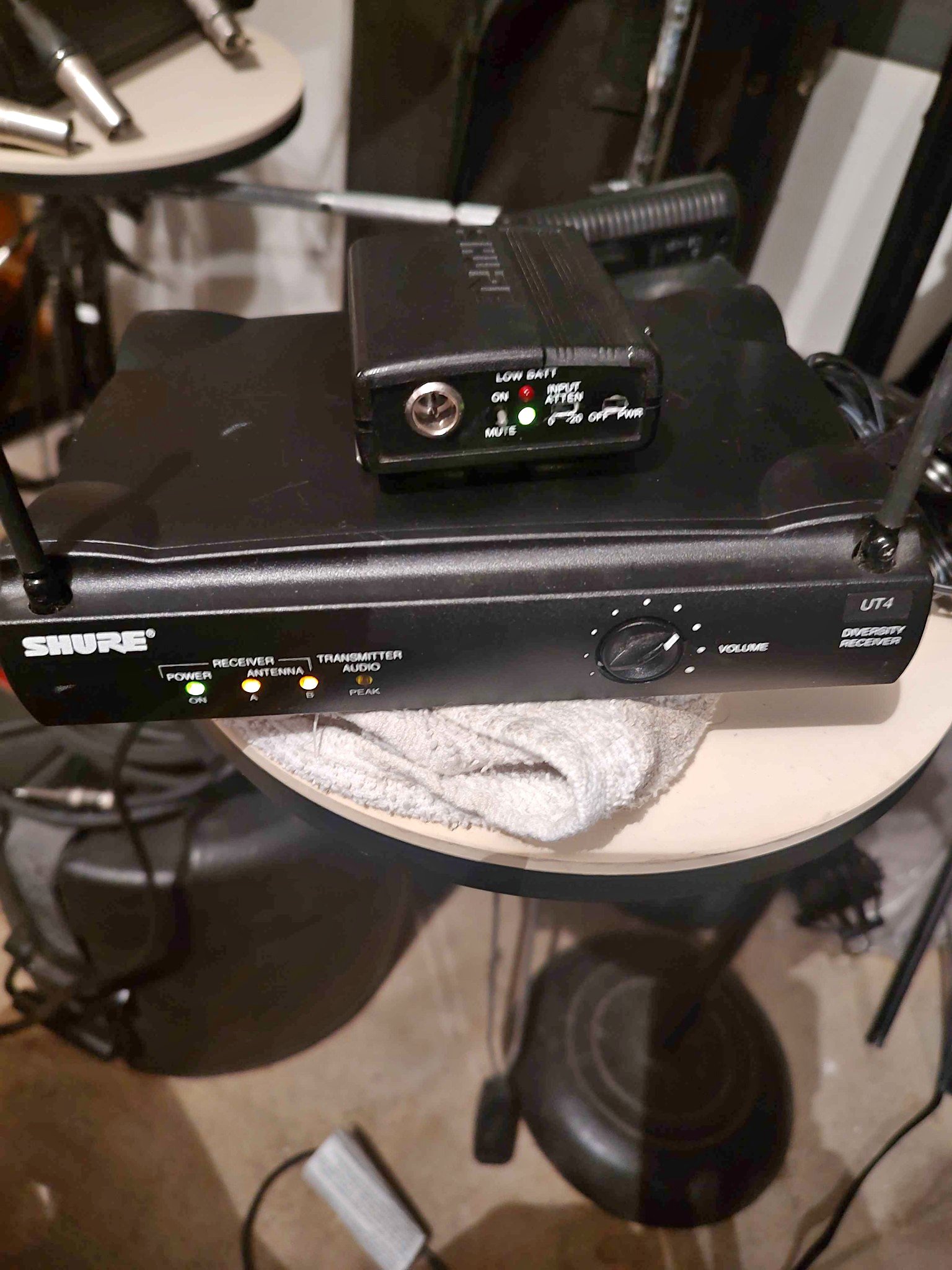 Shure UT4 wireless unit - Pro Audio Equipment - Cincinnati | Facebook ...