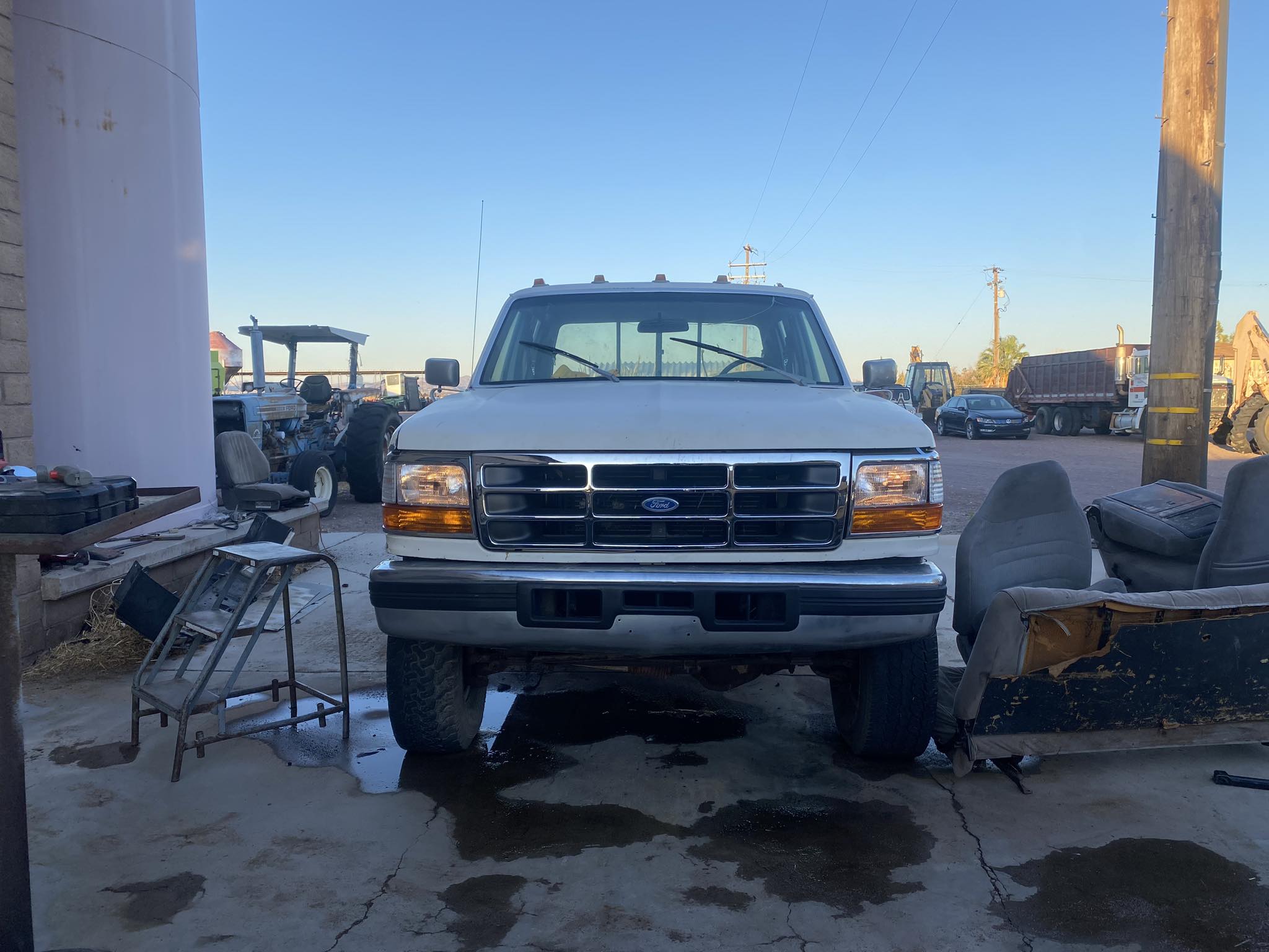Ford LA9000 Windshield Washer Reservoir for Sale