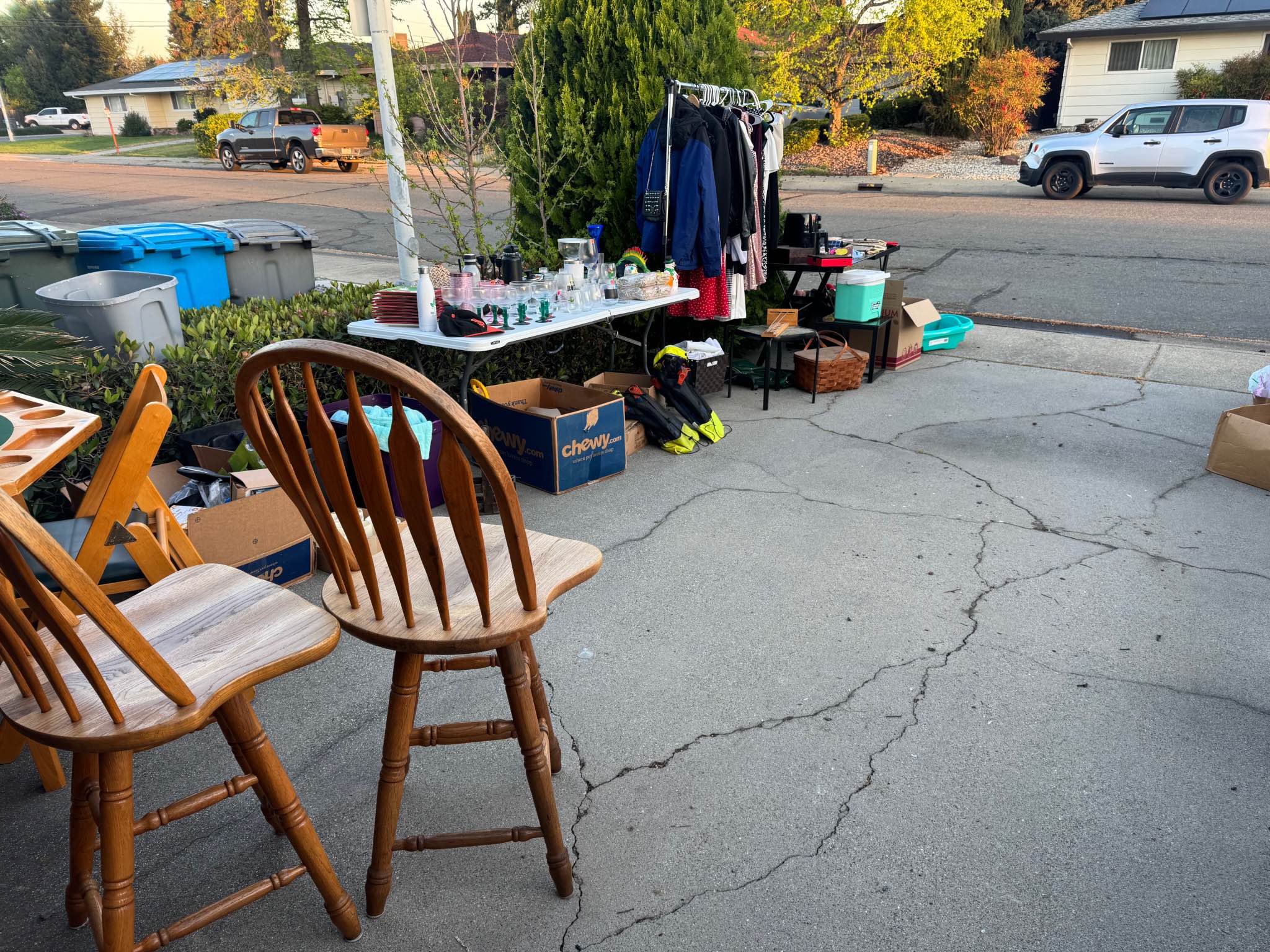 Best HD Pictures about  Yuba City Yard Sales  with No AI Images