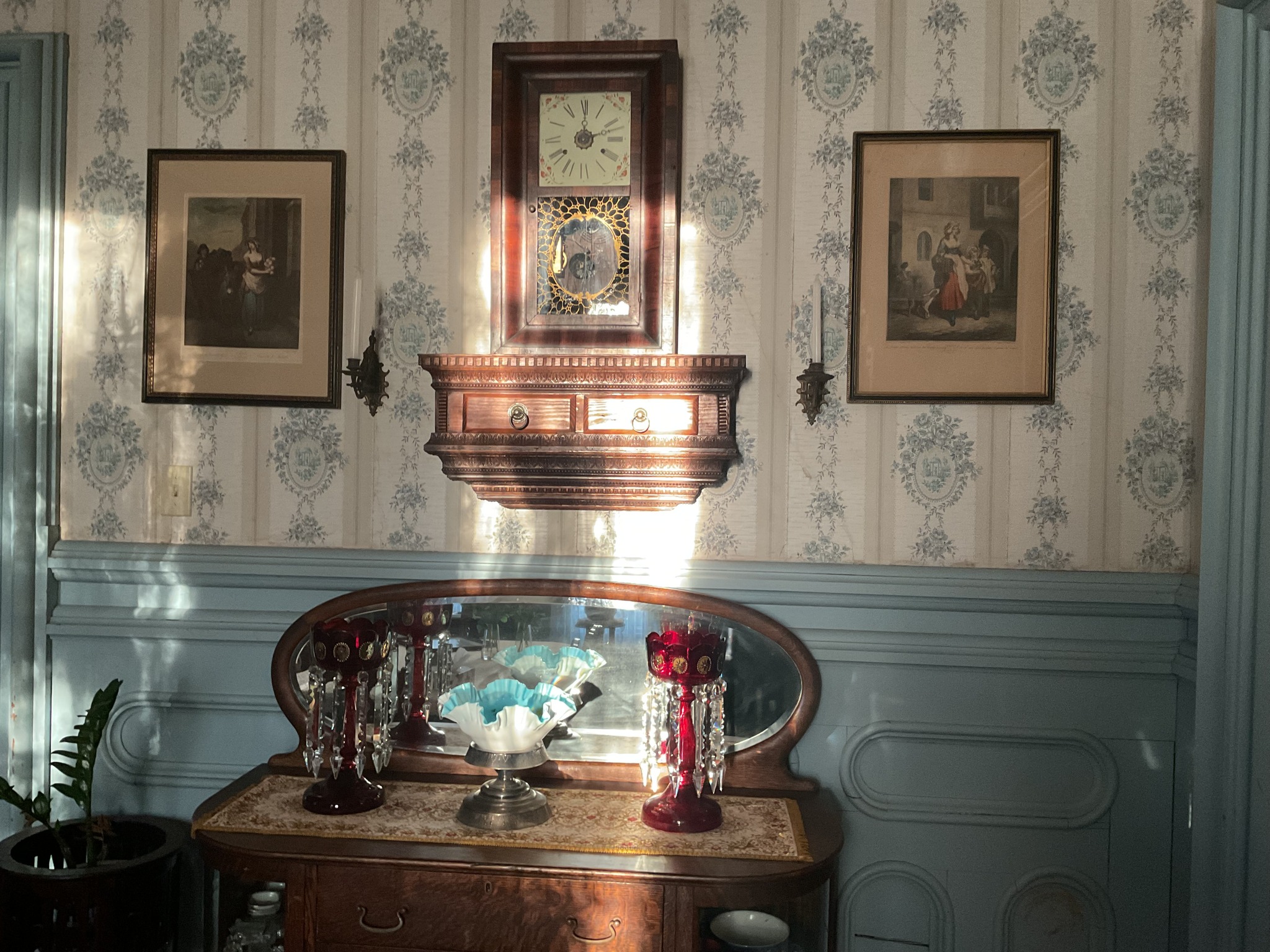 Zadoc Street grandfather clock in 1822 dining room