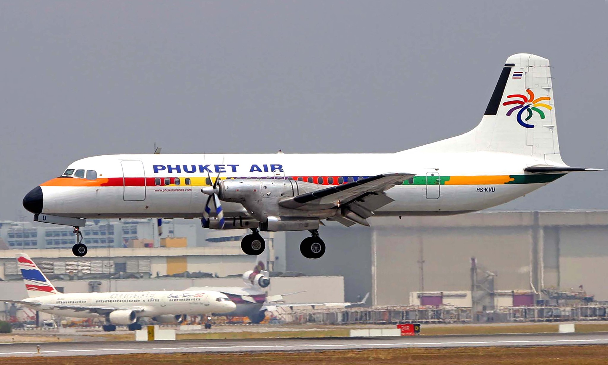 Phuket Air NAMC YS-11A-500 · Serial #: 2097 HS-KVU DMK BKK 30 May 2004