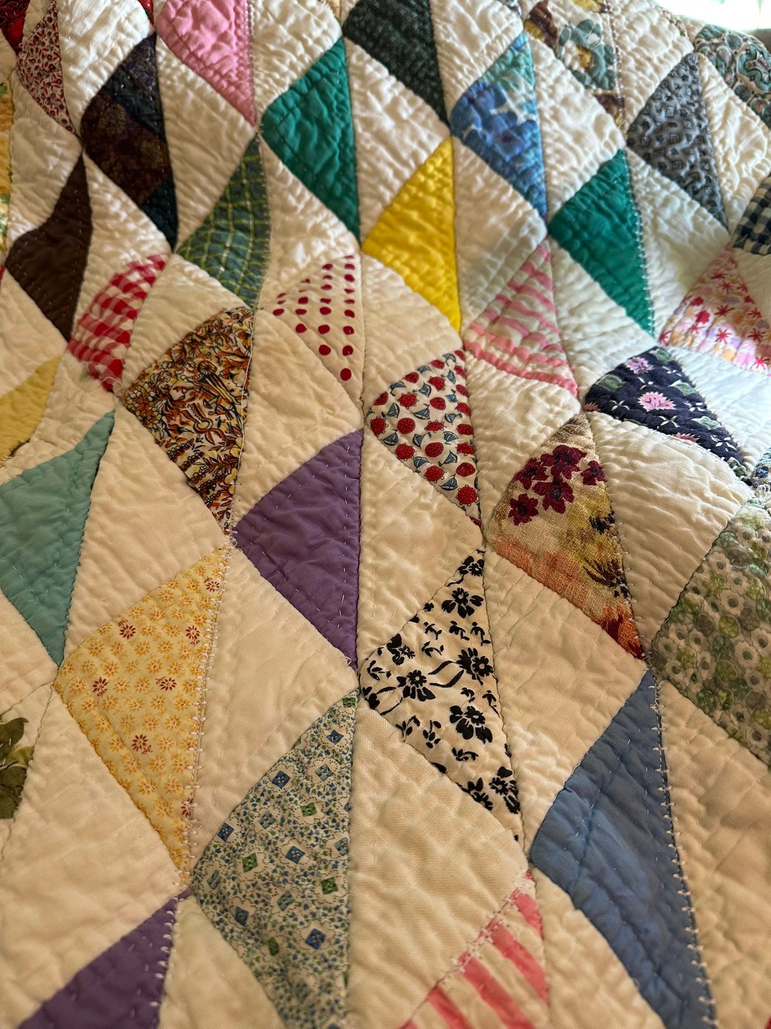 What is the pattern name of this vintage strip-pieced quilt?
