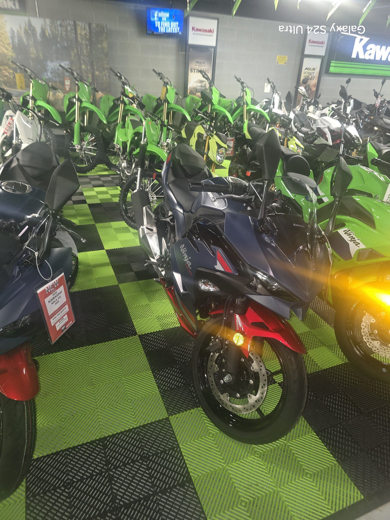エルモア New Kawasaki bike owner waiting for delivery