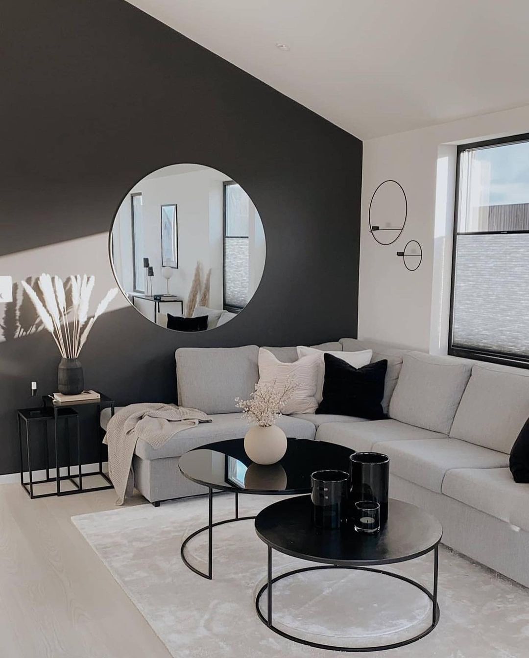Architecture - Courtesy of: @mariav.interior [IG] | Facebook