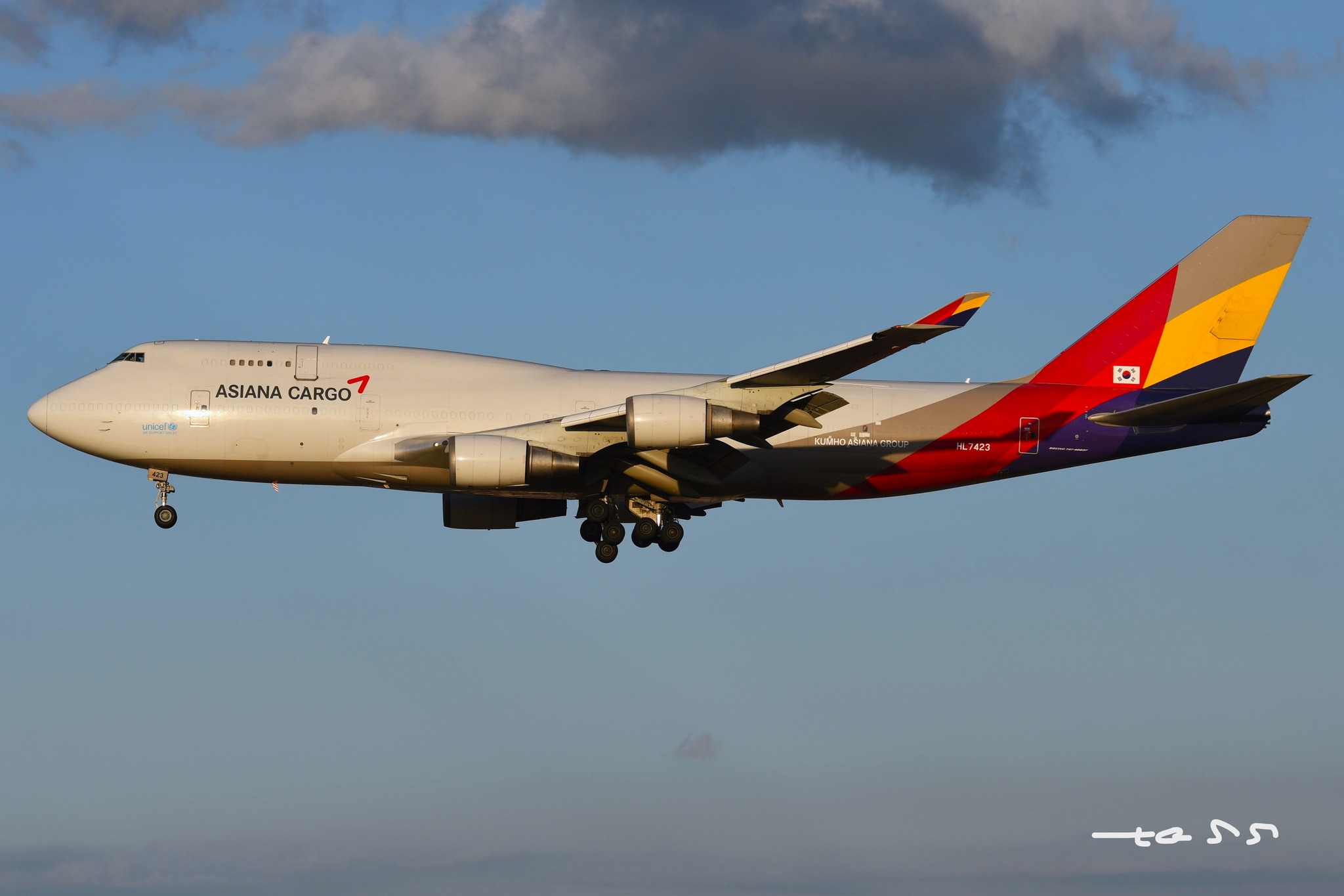 Air Zeta (former Asiana Cargo), B747-400BDSF, HL7423